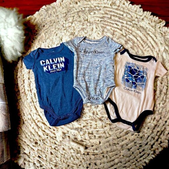 Calvin Klein Onesie 3 Piece Set (3-6 Months) - Picture 1 of 7